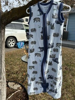 Burt's Bees 6-12 months Light Blue Bear Print Sleeveless Sleep Sack
